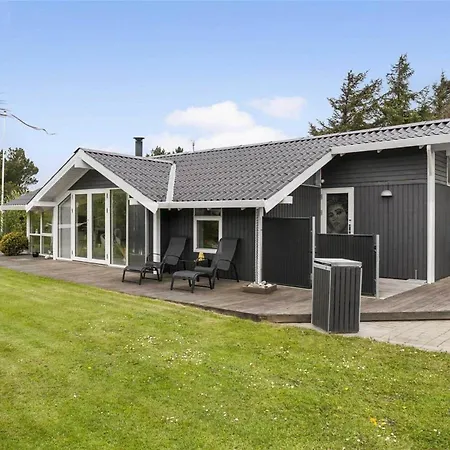Holiday home 435-vestervig-sivsangervej-32 *