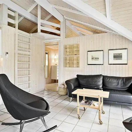 Holiday home 435-vestervig-sivsangervej-32